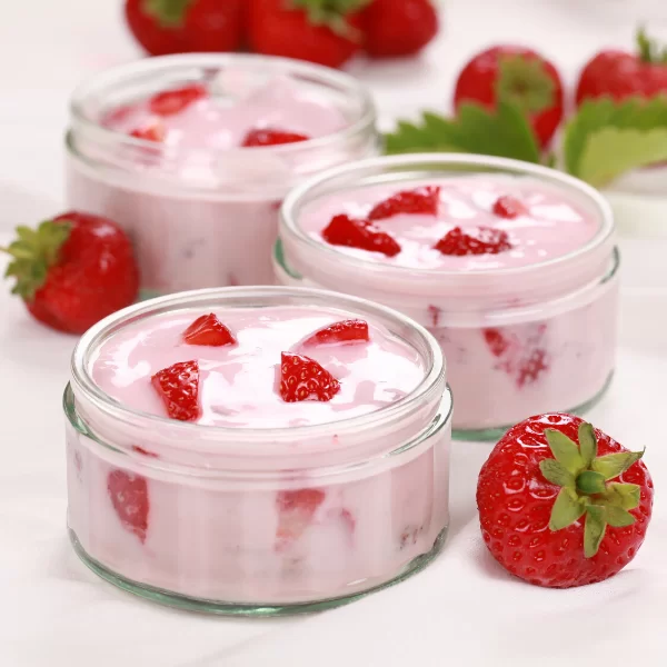 Yaourt arôme fraise - Recette Ptitchef